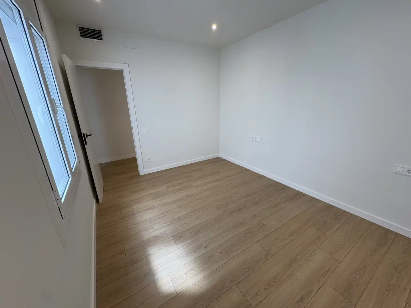 Piso en venta en Sabadell con Aire acondicionado, Calefacción y Parquet