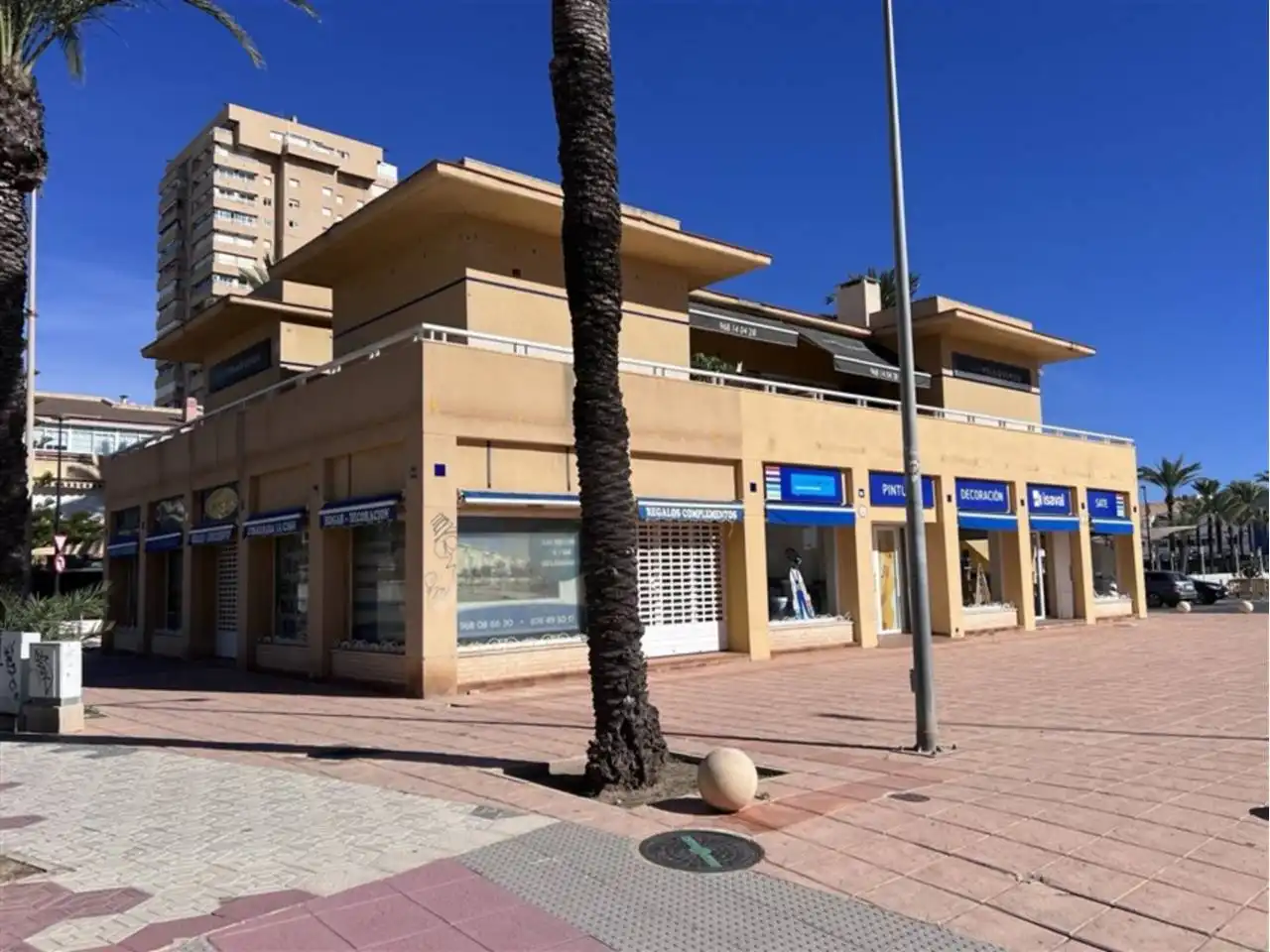 Local comercial en venta en Bohemia 2, imagen 3
