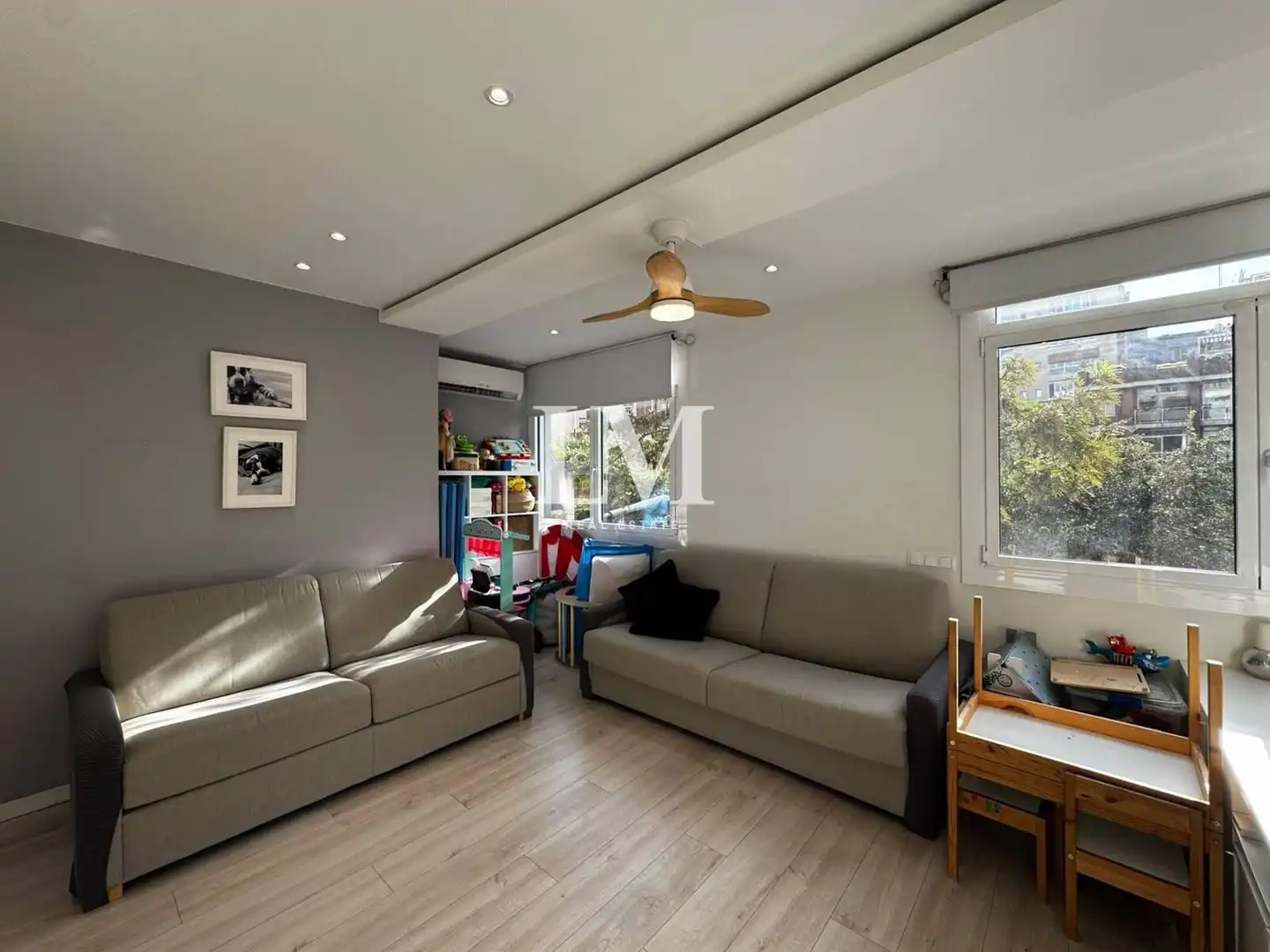 Sala d'estar de Apartament en venda en Gràcia