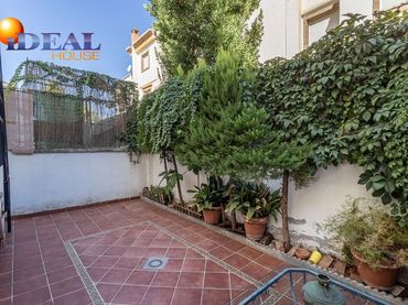 Adosado en venta en Genil