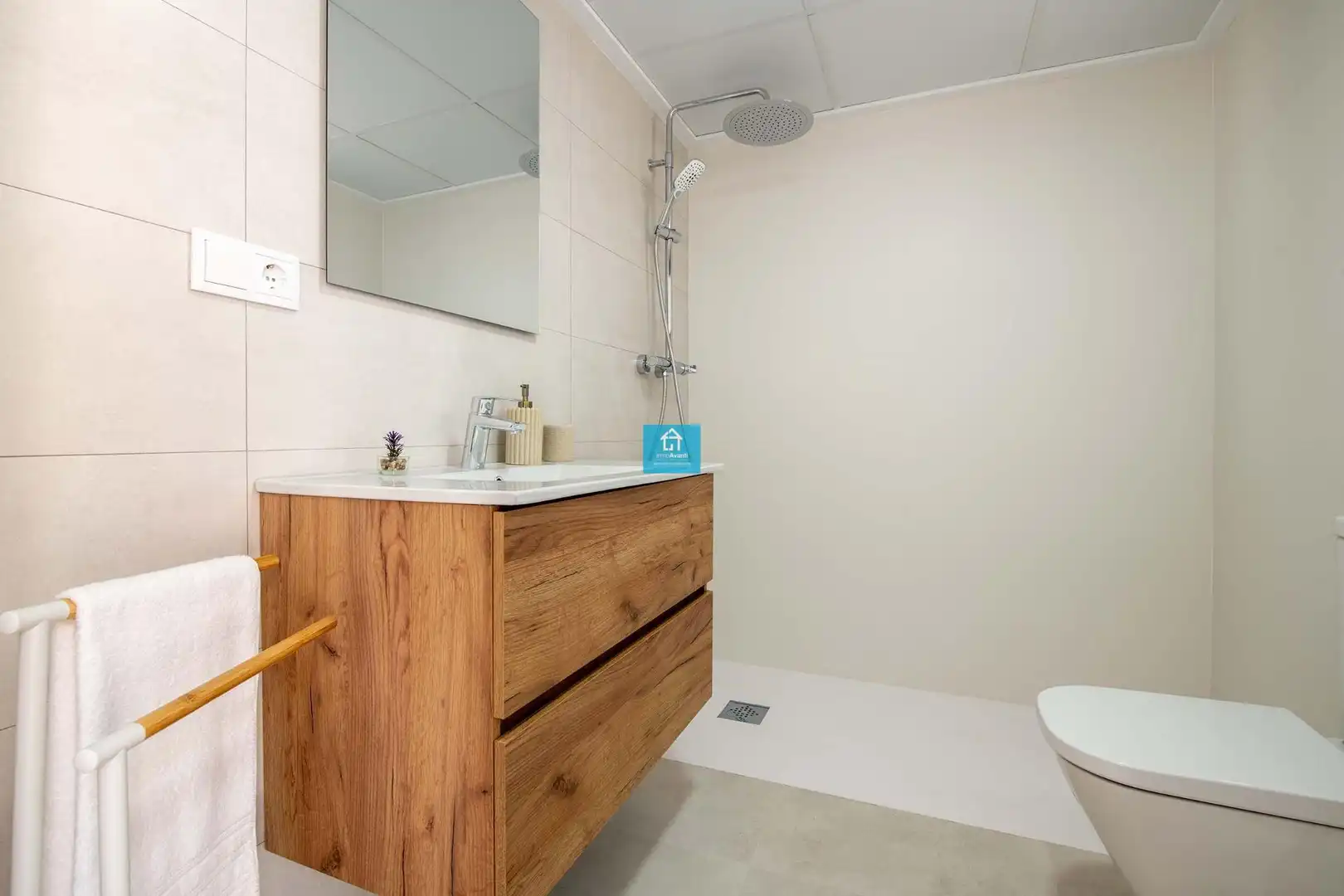 Baño de Casa o chalet en venta en Cox con Terraza, Balcón y Piscina comunitaria