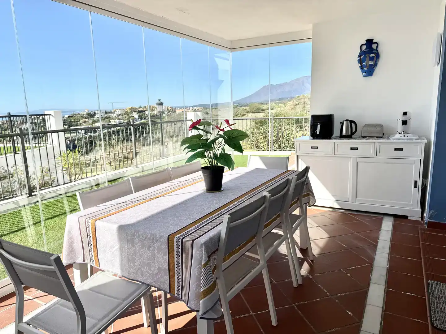 Terrace of Flat for sale in Benahavís  with Air Conditioner and Swimming Pool