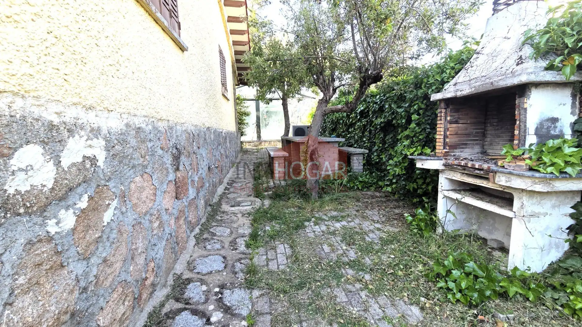 Jardín de Casa o chalet en venta en Herradón de Pinares con Calefacción, Terraza y Trastero