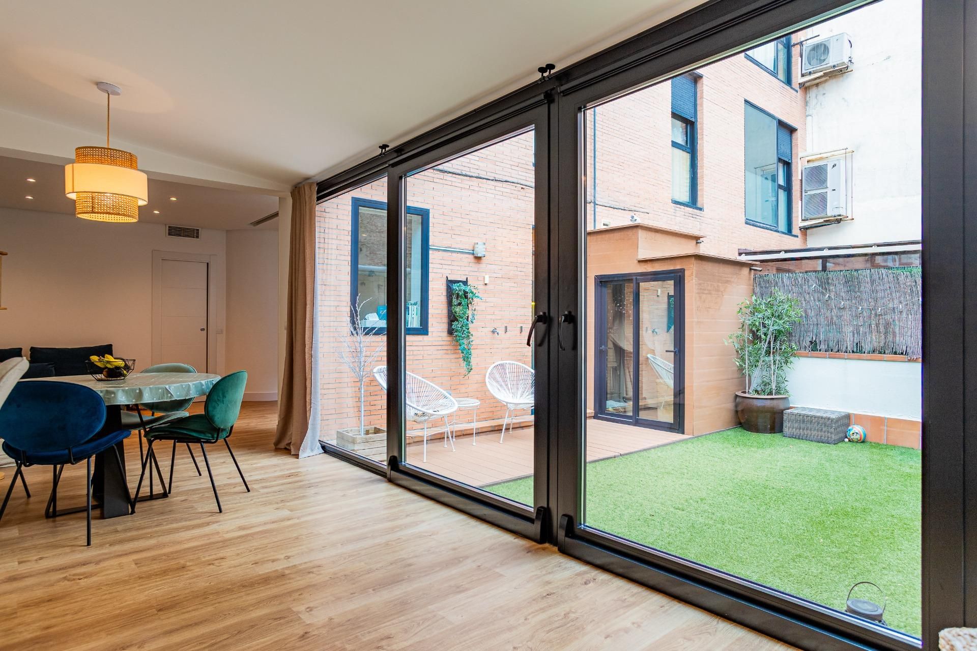 Terrace of Duplex for sale in  Madrid Capital  with Air Conditioner, Heating and Private garden
