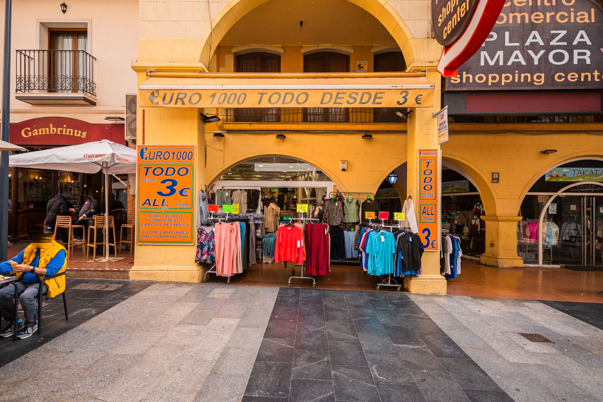 Premises for sale in Benidorm  with Air Conditioner and Terrace