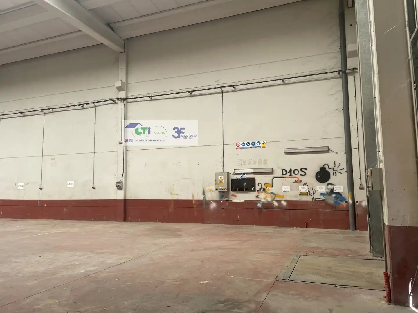 Nave industrial de alquiler en Alfajarín