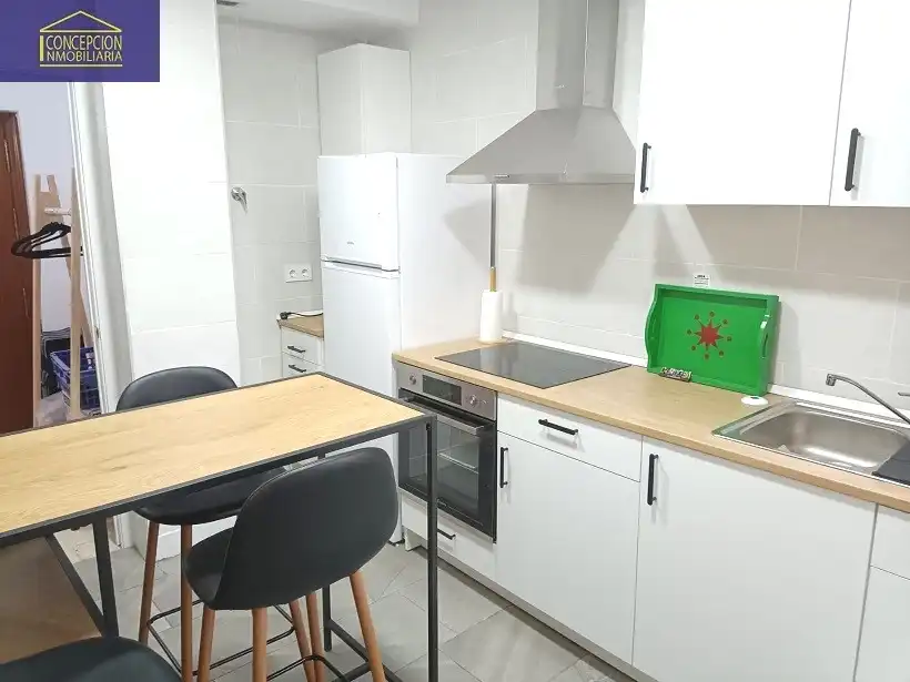 Cocina de Piso de alquiler en Córdoba con Aire acondicionado, Calefacción y Terraza