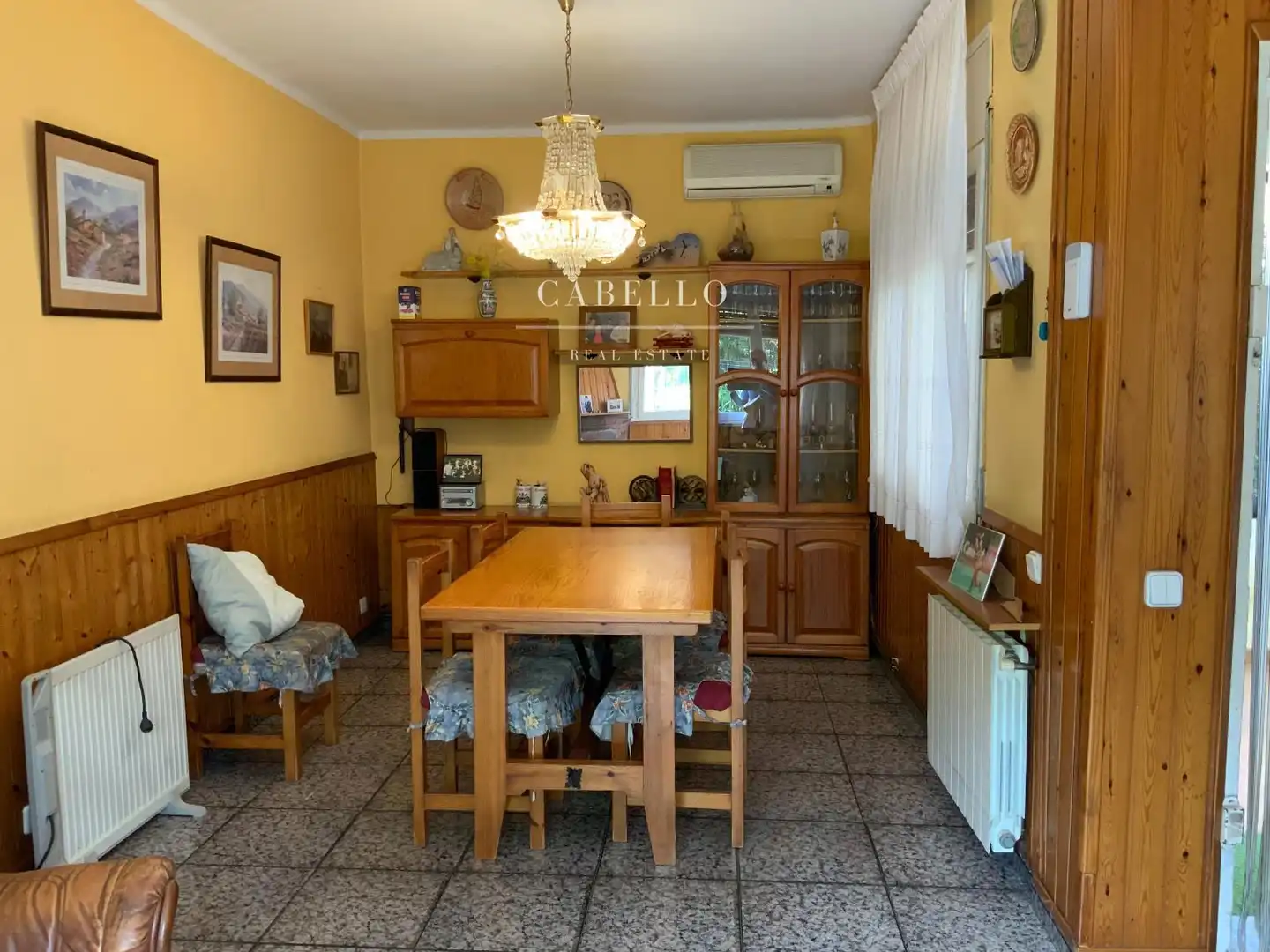 Comedor de Casa o chalet en venta en Rubí con Aire acondicionado, Calefacción y Jardín privado