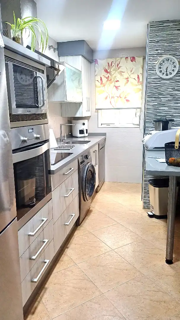 Küche von Wohnung zum Verkauf in Huelva mit Klimaanlage