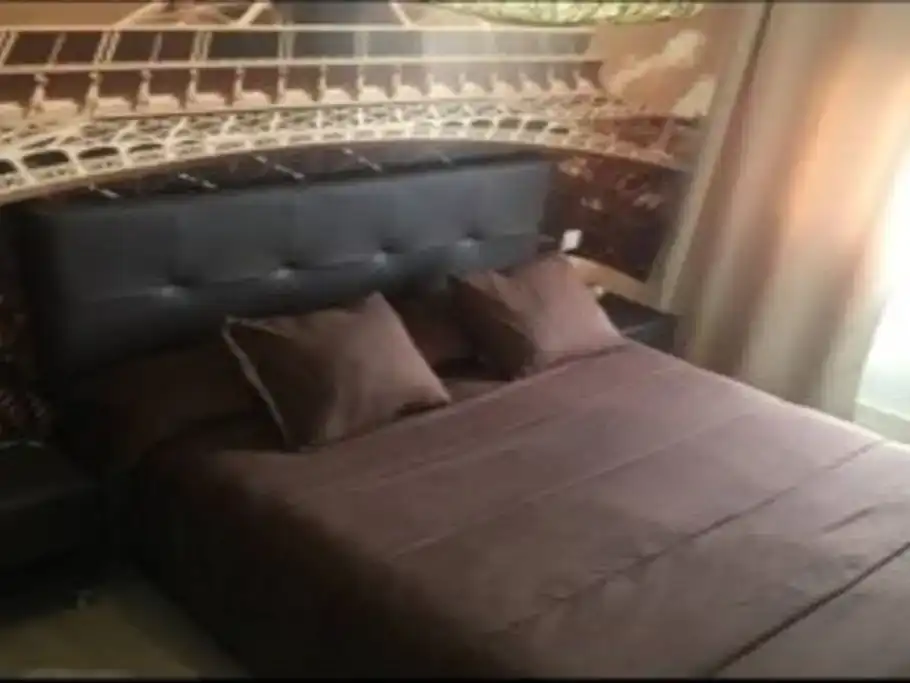 Bedroom of Flat for rent in Ponferrada  with Parquet flooring, Furnished and Balcony