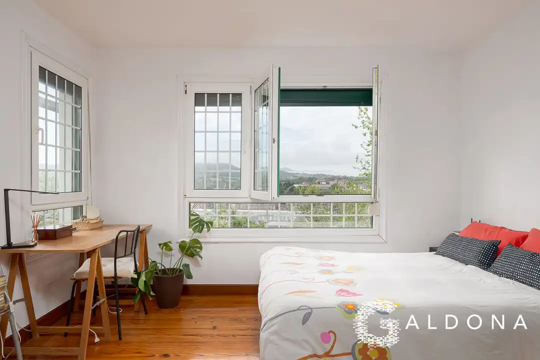 Habitación de Casa o chalet en venta en Pasaia con Calefacción, Jardín privado y Terraza