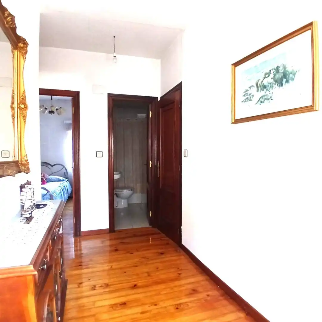 Schlafzimmer von Haus oder Chalet zum Verkauf in San Andrés del Rabanedo mit Abstellraum und Balkon