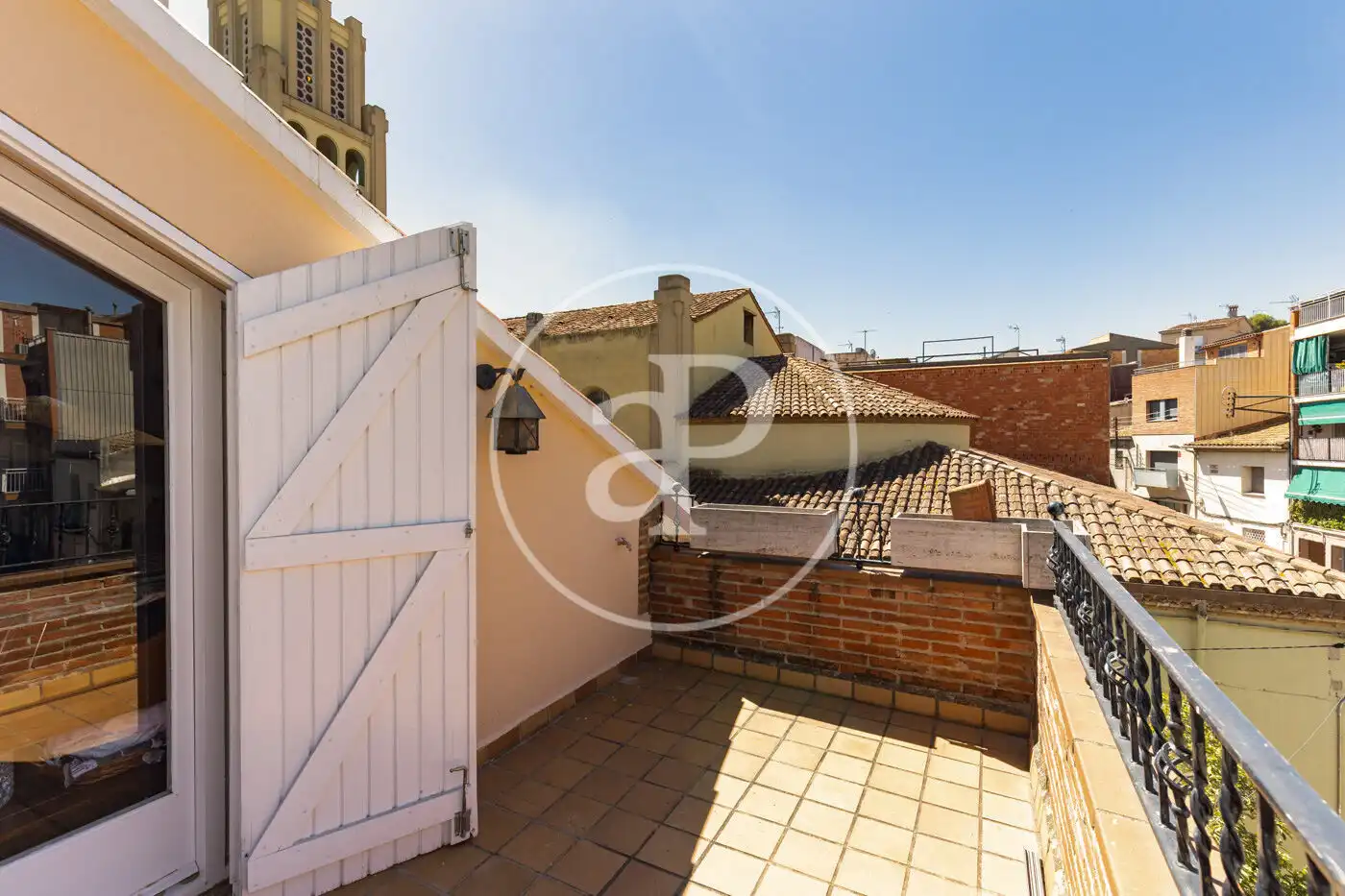 Exterior view of Houses for sale in Montcada i Reixac  with Air Conditioner, Heating and Terrace