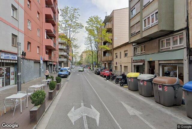 Vista exterior de Piso en venta en Girona Capital