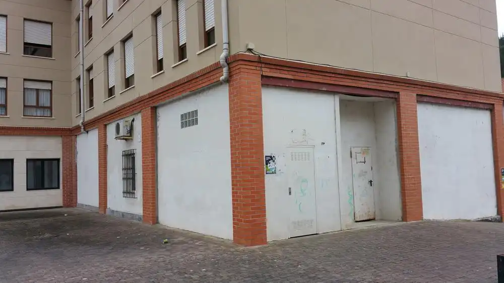 Traster en venda a C/ Barrio Teleri, Dima