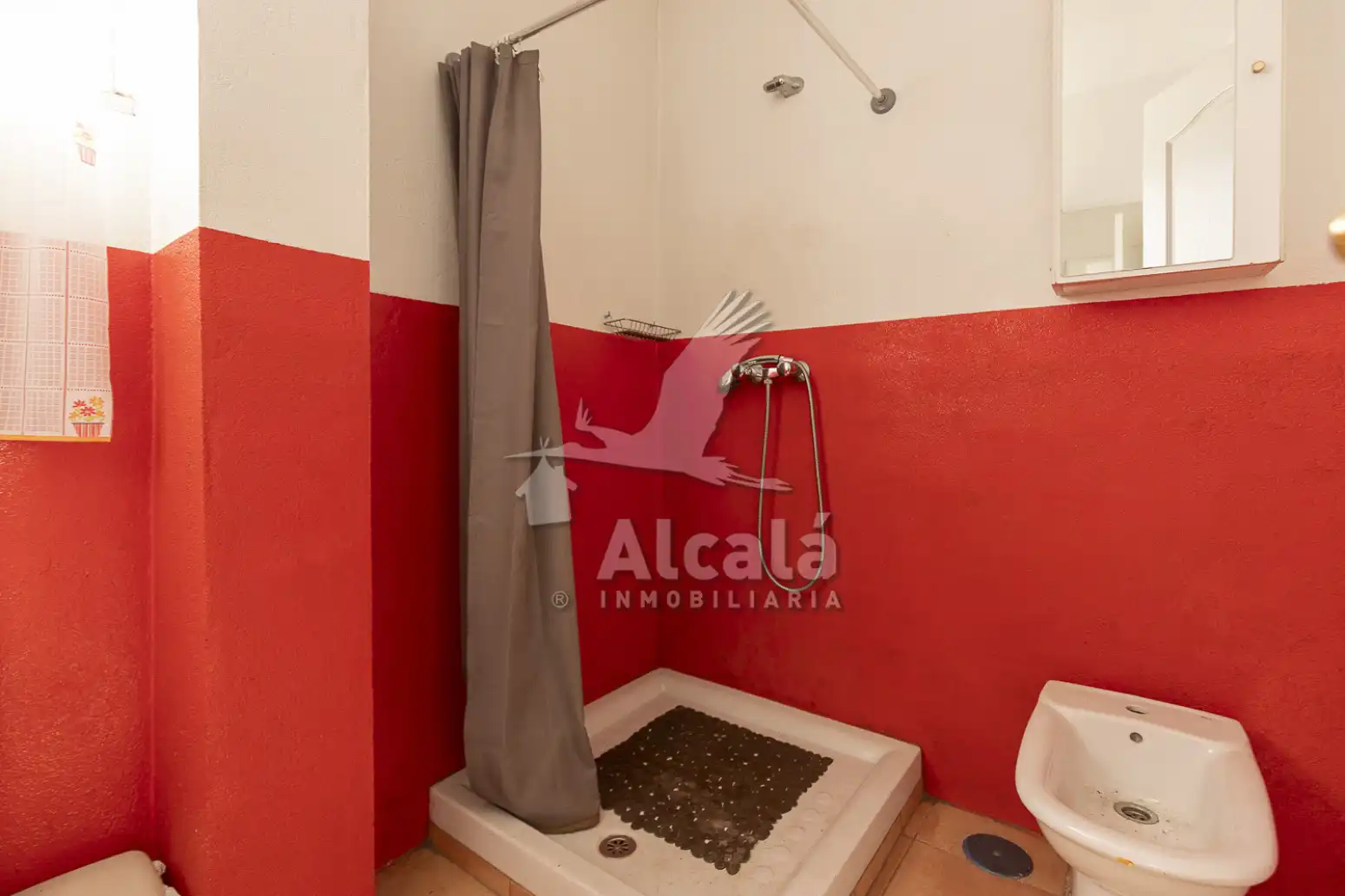 Bany de Casa o xalet en venda en Villalbilla amb Aire condicionat, Calefacció i Jardí privat
