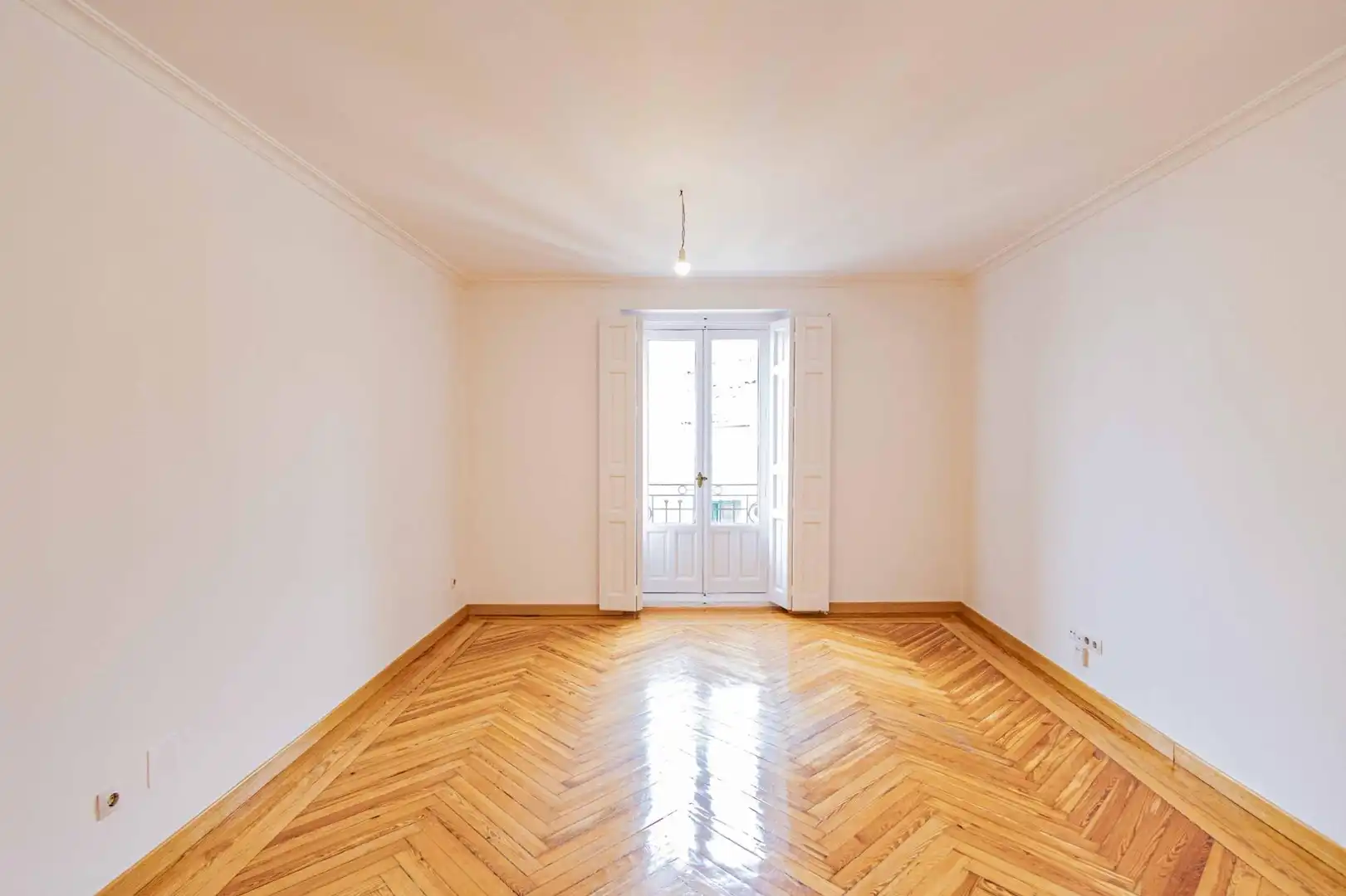 Habitación de Piso de alquiler en Madrid con Aire acondicionado, Calefacción y Parquet