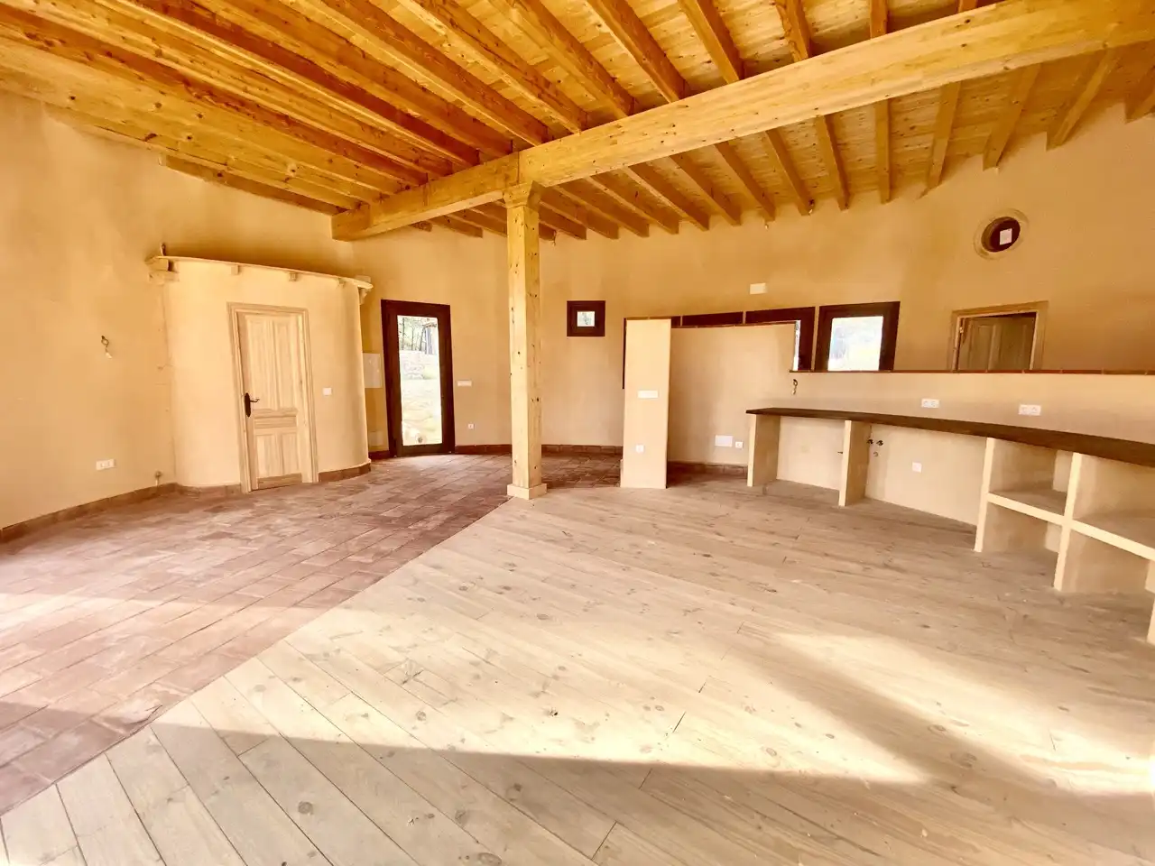 Sala de estar de Finca rústica en venta en Villanueva de la Vera con Calefacción, Jardín privado y Parquet