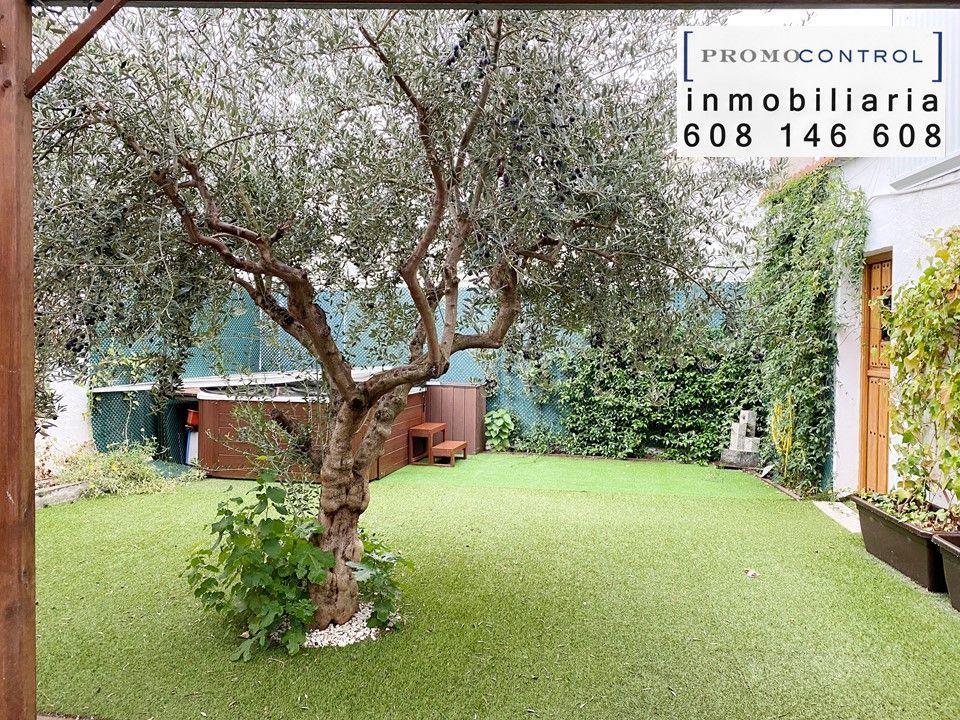 Garden of House or chalet for sale in San Mateo de Gállego  with Heating, Private garden and Parquet flooring