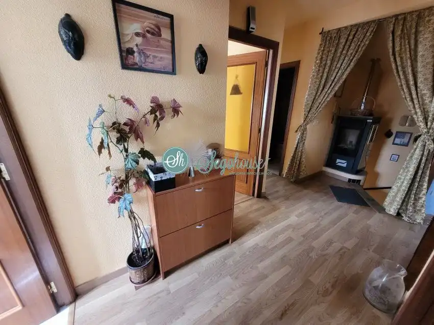 Habitación de Piso en venta en La Lastrilla  con Calefacción y Terraza