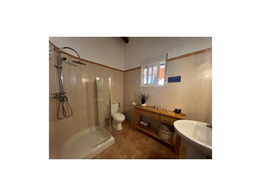 Baño de Casa o chalet en venta en Dolores con Aire acondicionado, Jardín privado y Piscina