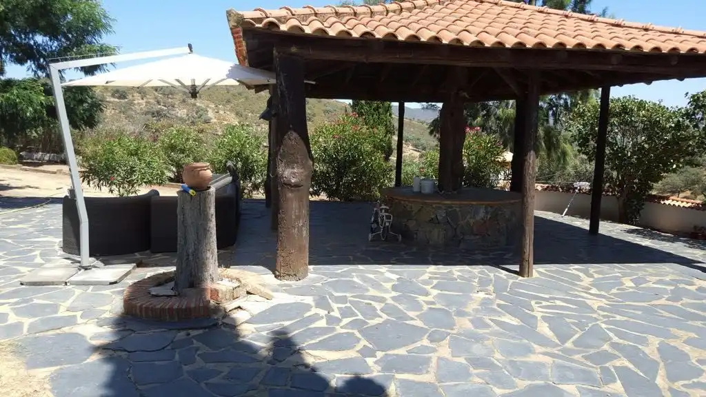 Terraza de Finca rústica en venta en Aracena con Aire acondicionado, Jardín privado y Parquet