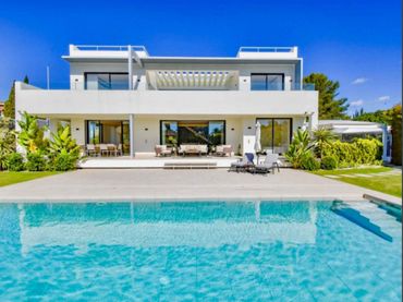 Haus mit Pool zum Verkauf in Marbella Centro