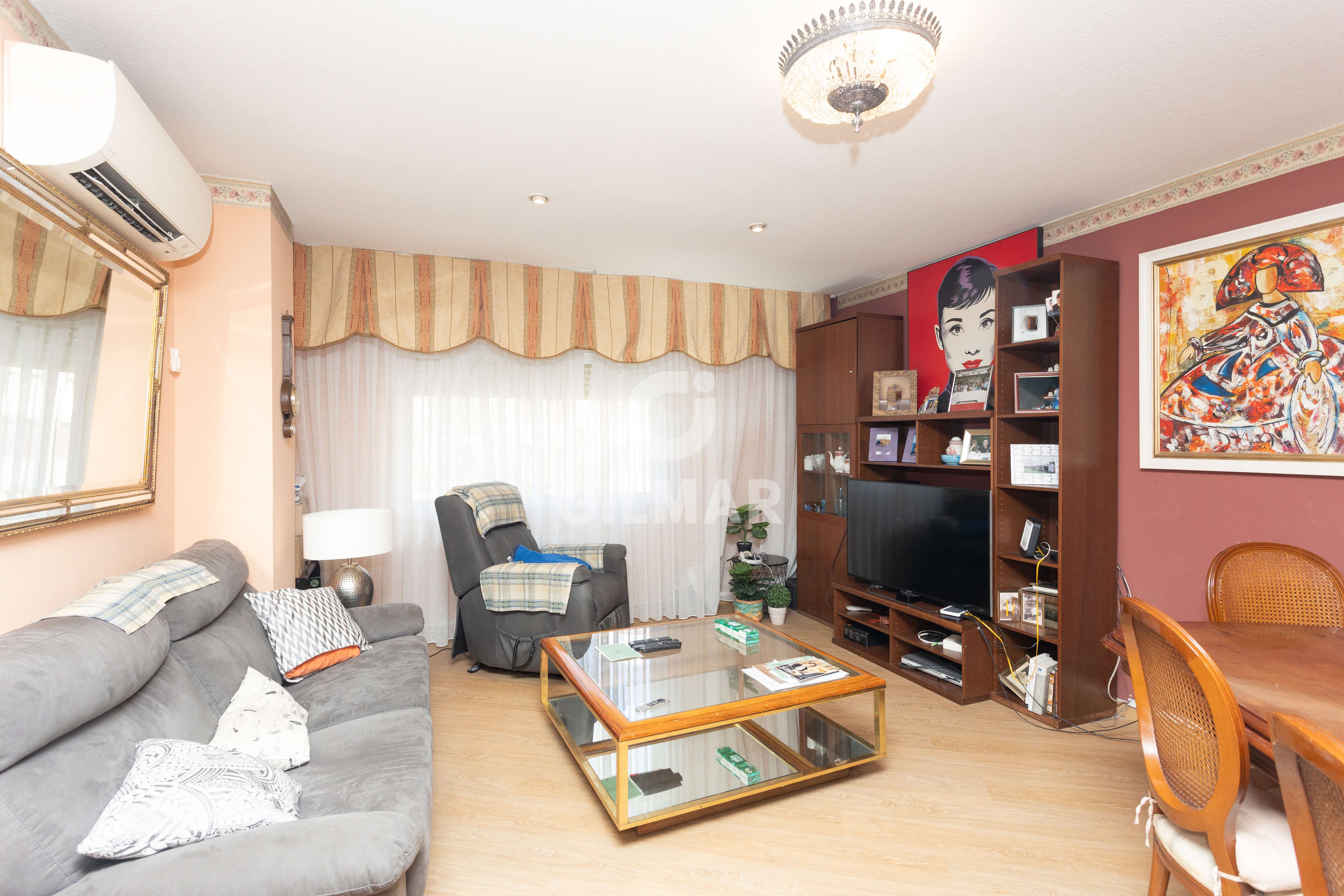 Sala de estar de Piso en venta en  Madrid Capital con Calefacción