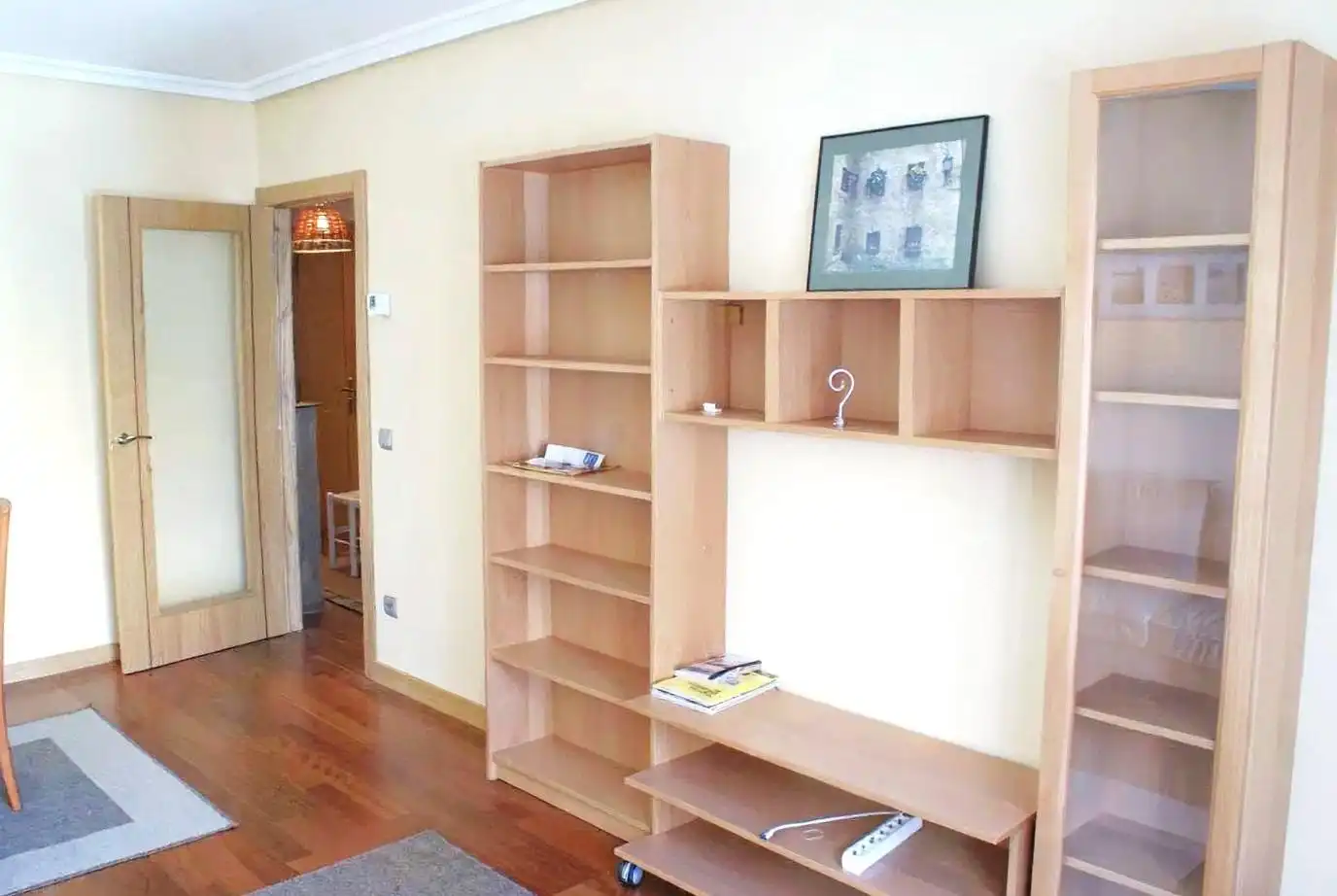 Sala de estar de Piso de alquiler en Oviedo  con Calefacción, Trastero y Amueblado