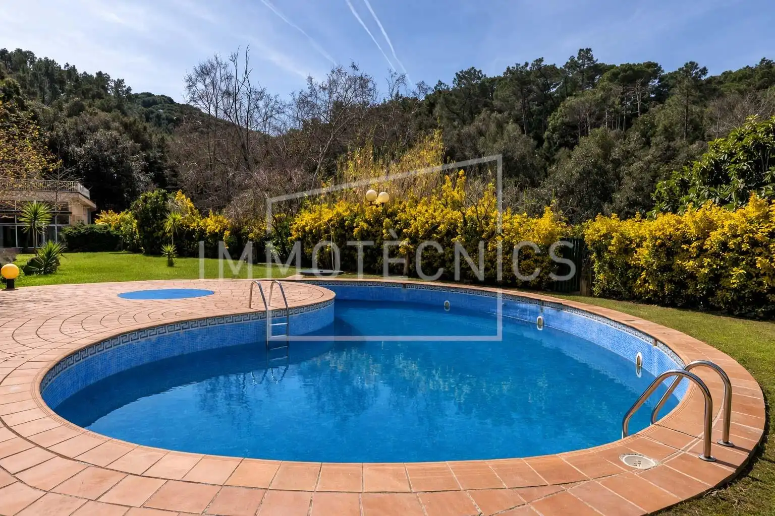 Piscina de Finca rústica en venda en Sant Iscle de Vallalta amb Calefacció, Jardí privat i Piscina