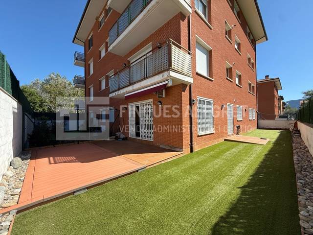 Piso en Venta en 1 D'OCTUBRE en La Pobla de Segur