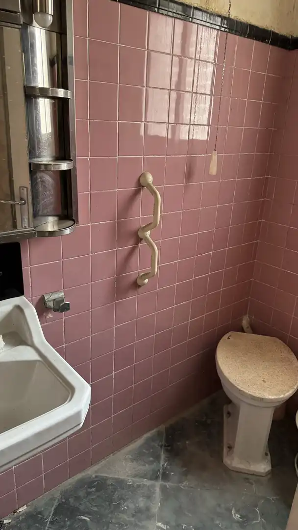 Bathroom of Houses for sale in Montcada i Reixac  with Terrace and Furnished