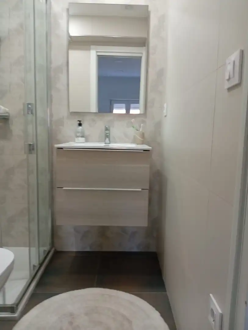 Baño de Piso en venta en Santander con Calefacción