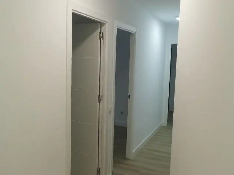 Flat for rent in Calle de la Buena Madre, 3, Zona Centro - Ayuntamiento