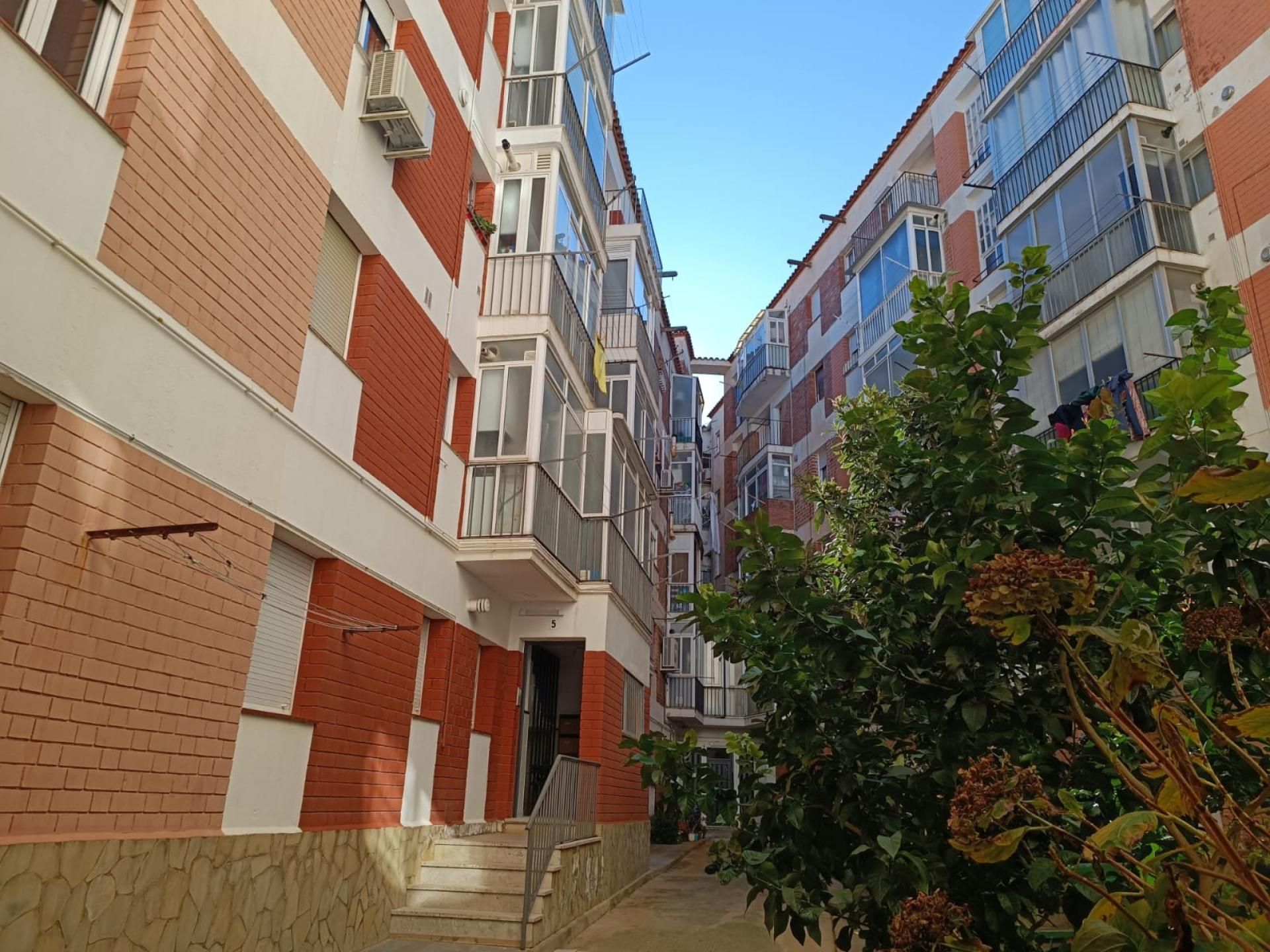 Flat for sale in Renfe, Portbou