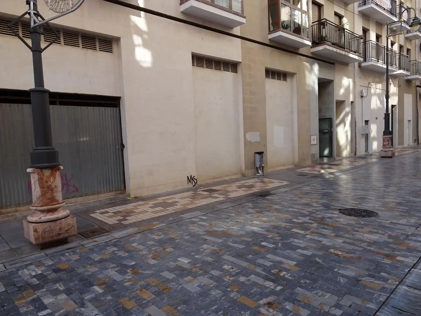 Local comercial de lloguer a Cartagena ciudad