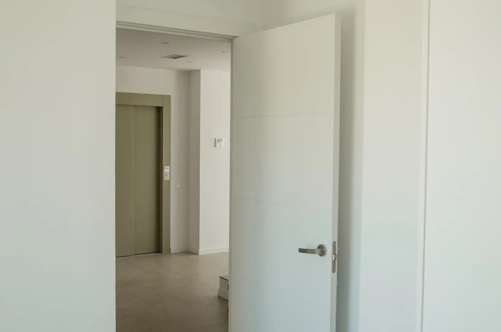 Detached house with pool for sale in Calle Falcia, imagen 29