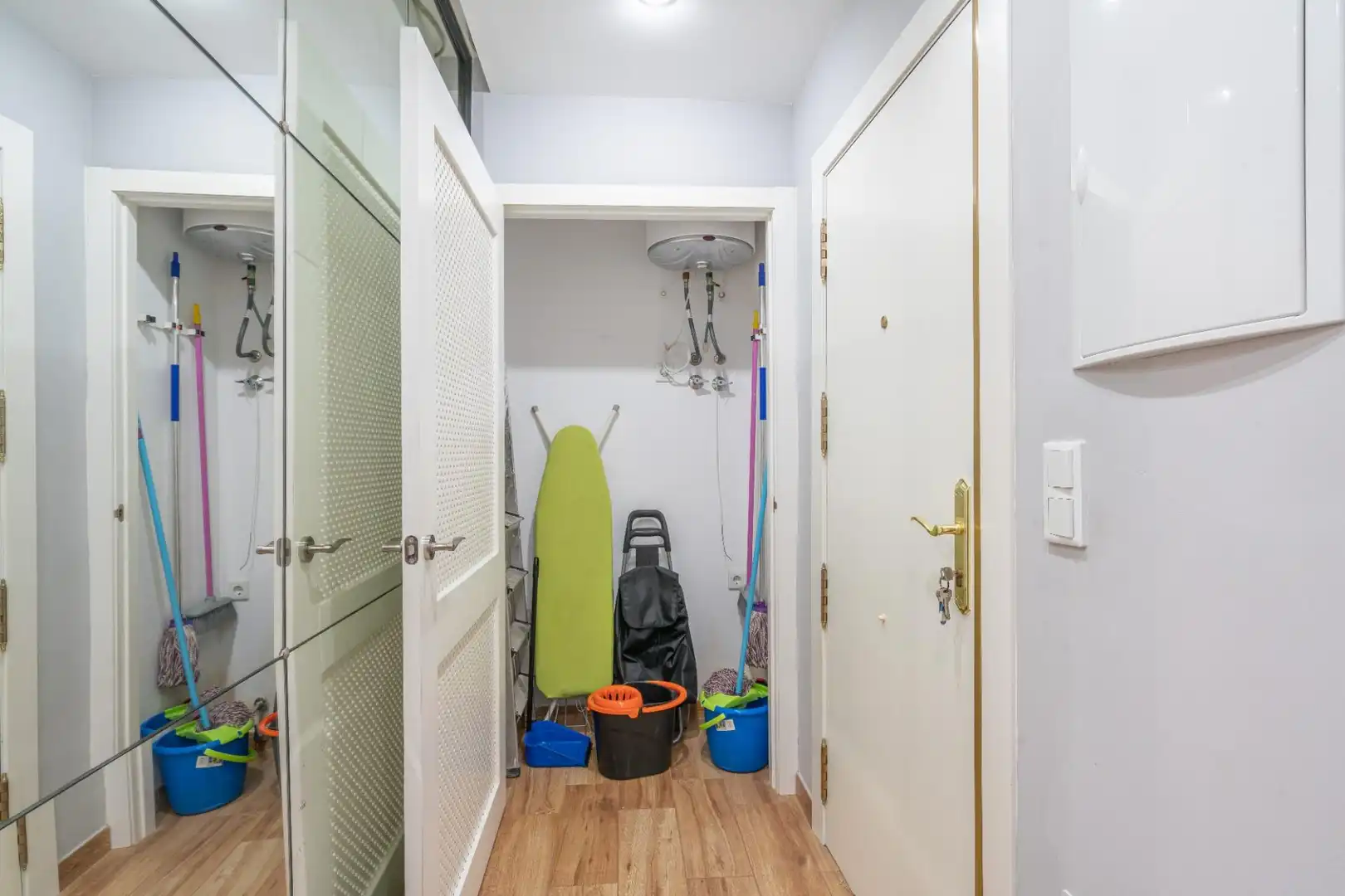 Wohnung zur Miete in Almería mit Klimaanlage, Heizung und Terrasse