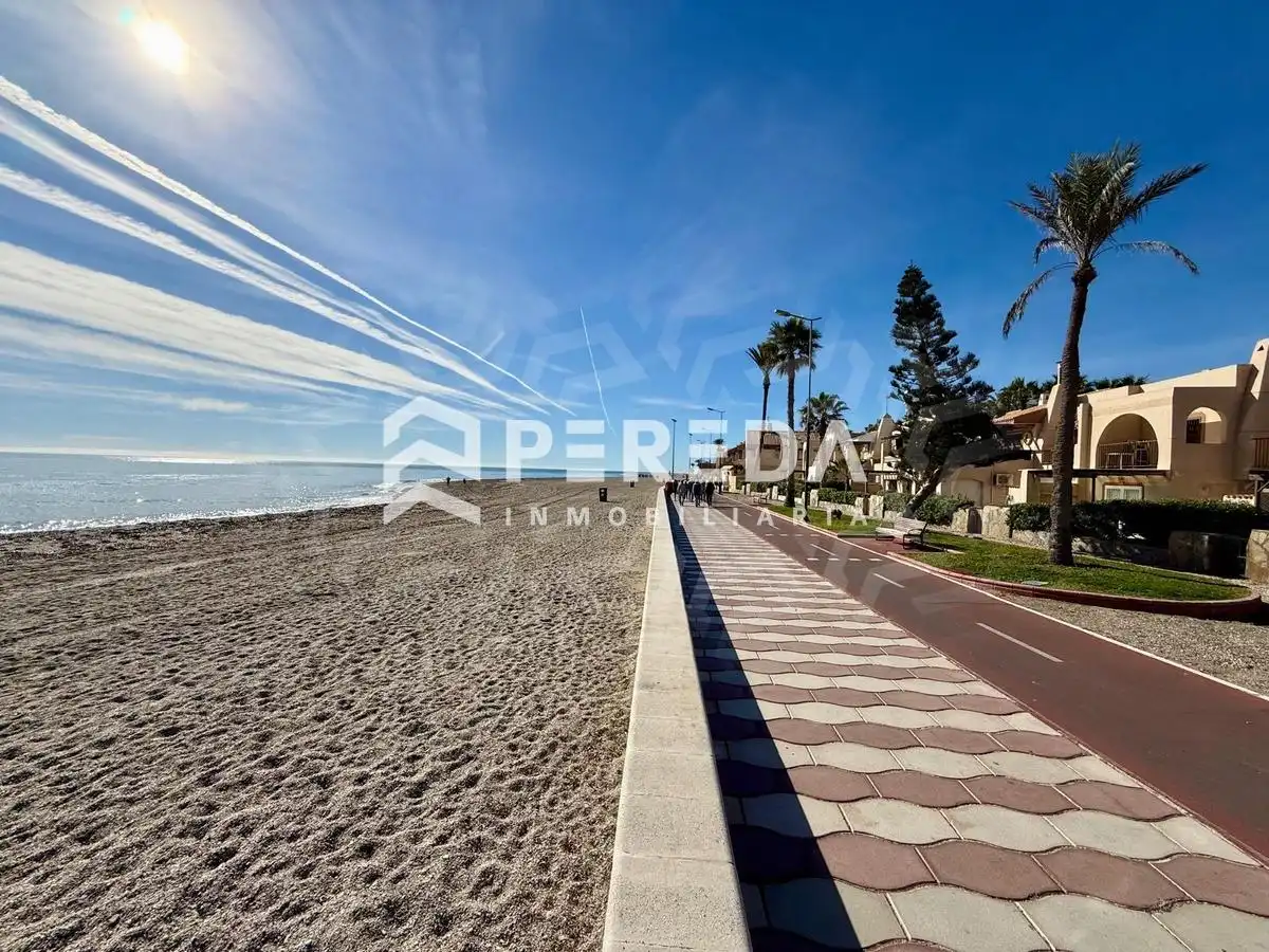 Exterior view of Apartments for sale in Roquetas de Mar  with Terrace and Community pool