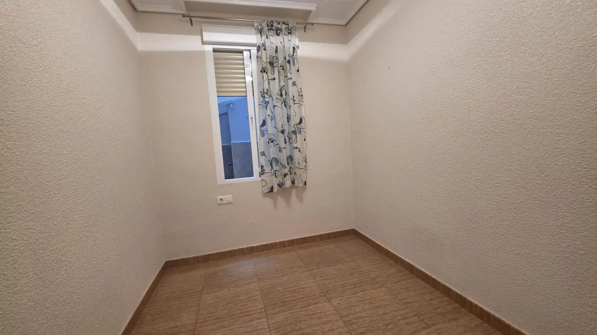 Bedroom of Flat for rent in Elche / Elx  with Air Conditioner, Heating and Furnished