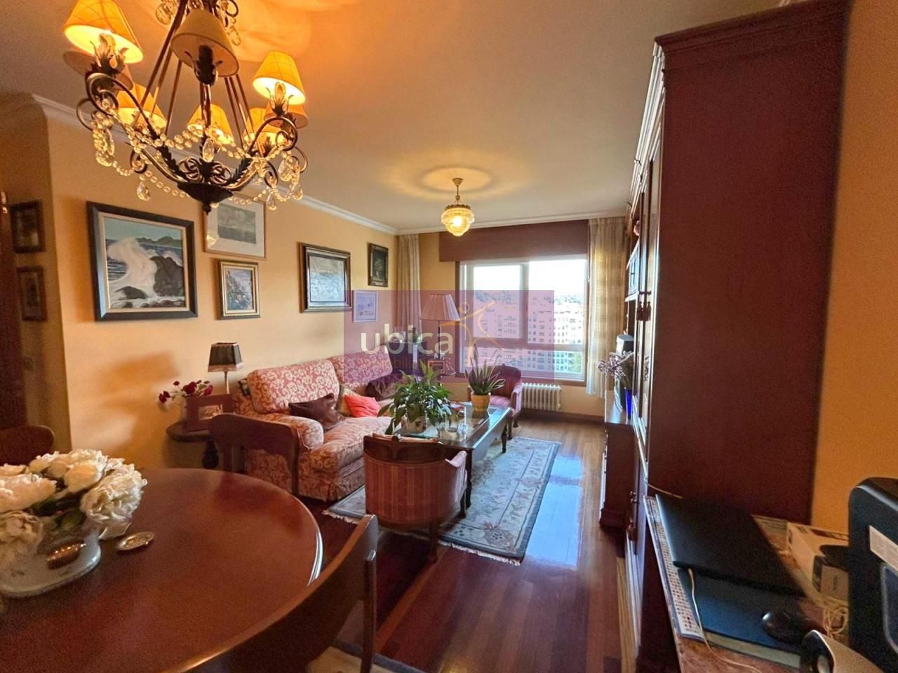 Sala de estar de Piso en venta en Vigo  con Calefacción, Parquet y Trastero
