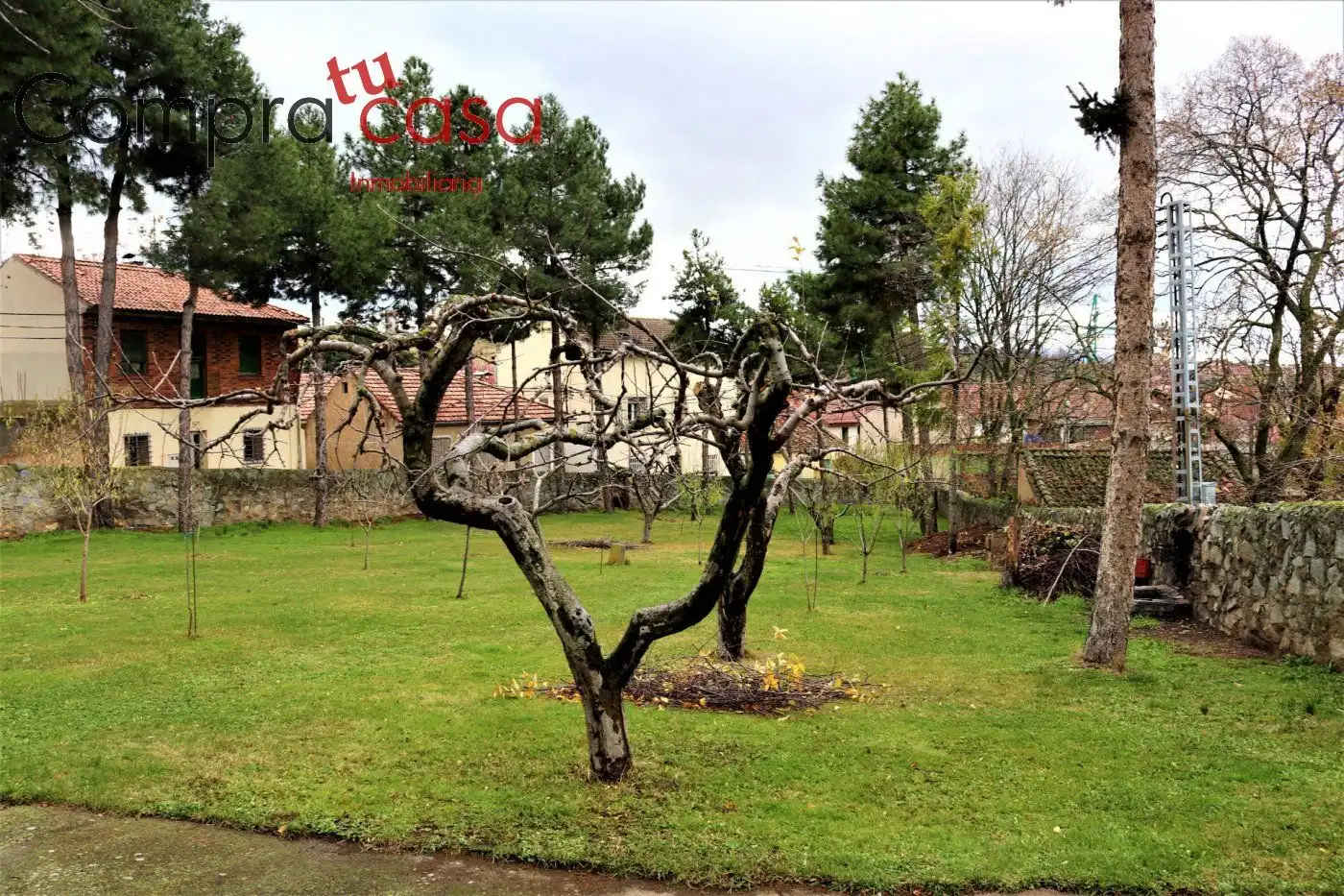 Jardí de Casa o xalet en venda en Segovia amb Calefacció, Jardí privat i Terrassa