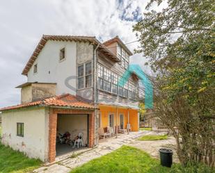 Exterior view of House or chalet for sale in Castrillón