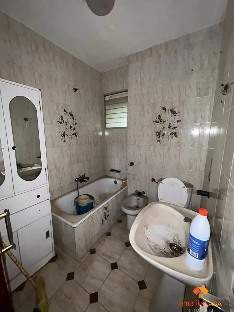 Bathroom of Flat for sale in Mérida  with Balcony