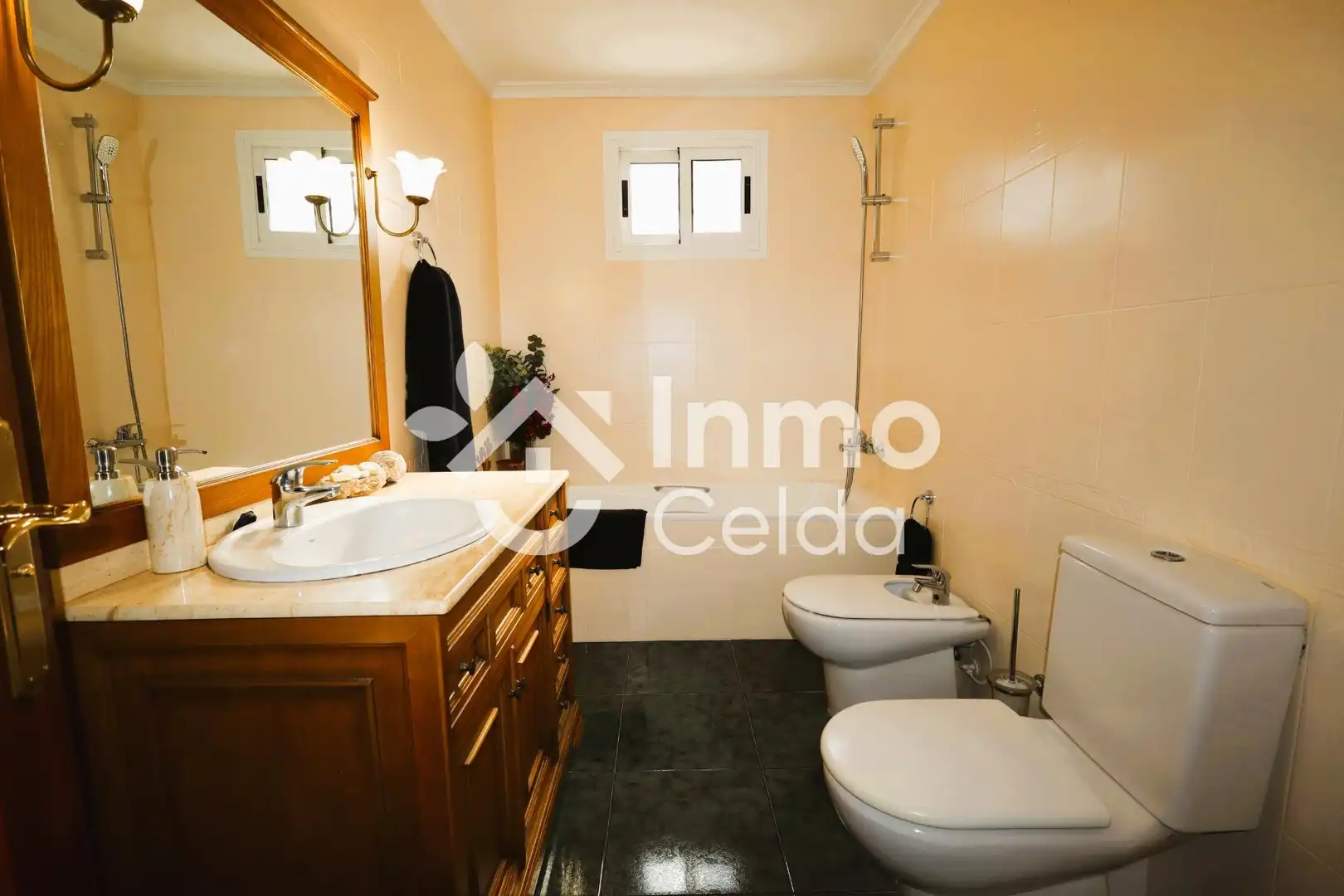 Baño de Casa o chalet en venta en Torrent con Aire acondicionado, Calefacción y Jardín privado