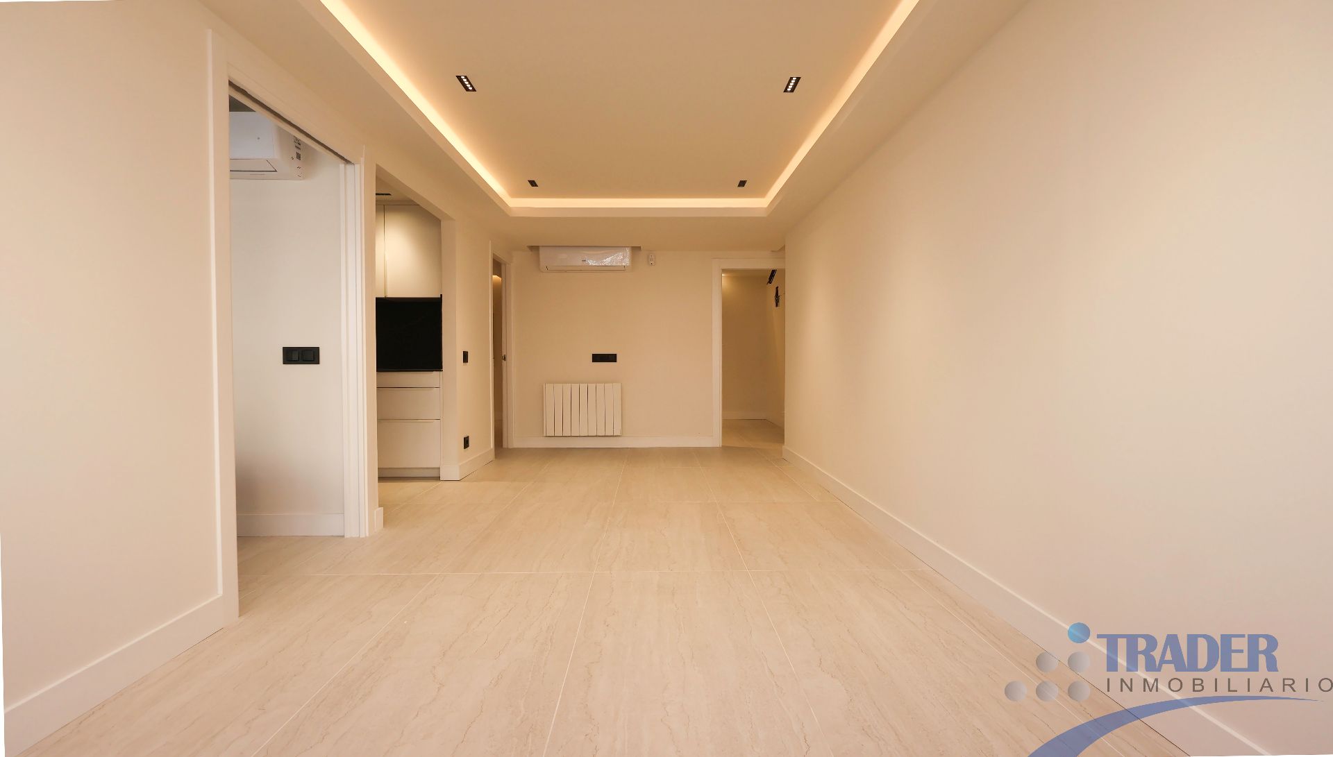 Flat for sale in Móstoles  with Air Conditioner and Heating