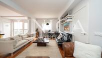 Living room of Flat for sale in  Madrid Capital  with Air Conditioner, Heating and Alarm
