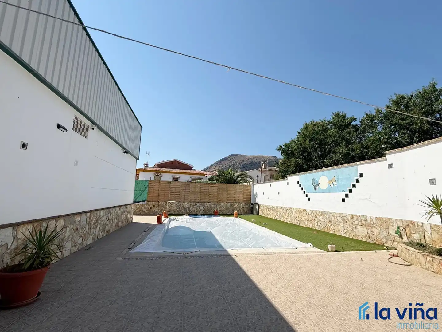 Piscina de Casa o xalet en venda en Loja amb Aire condicionat, Calefacció i Terrassa