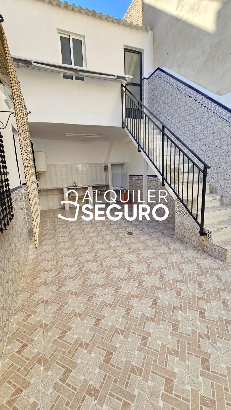 House or chalet to rent in José moreno , Barrio del Progreso