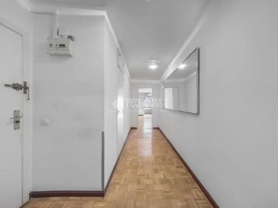 Piso en venta en Madrid con Calefacción, Parquet y Terraza